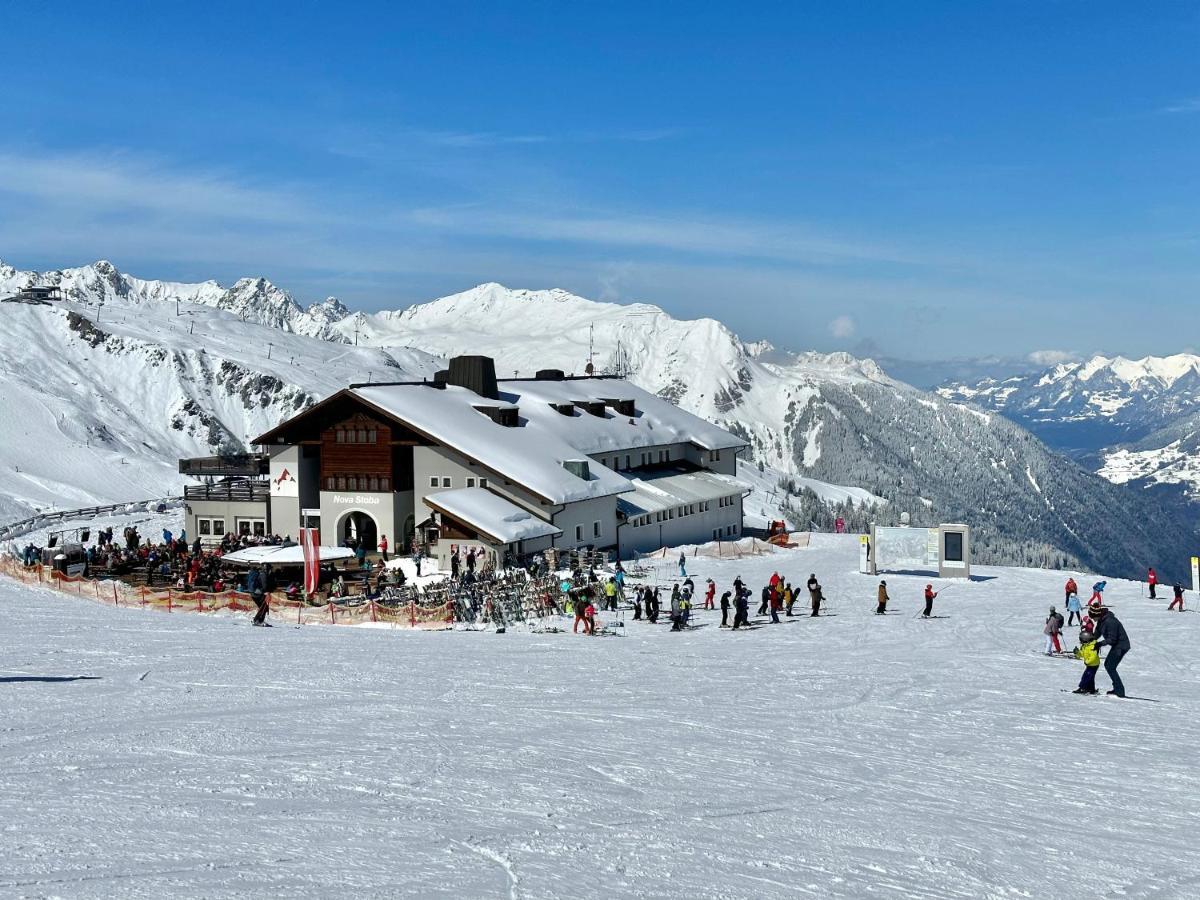 Laijola Aparthotel 3*